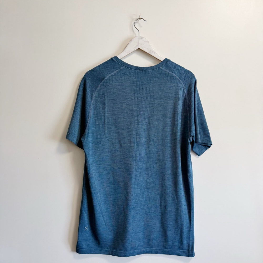 LULULEMON Metal Vent Tech Short Sleeve
Poseidon / Hawk Blue L Large - Picture 7 of 8